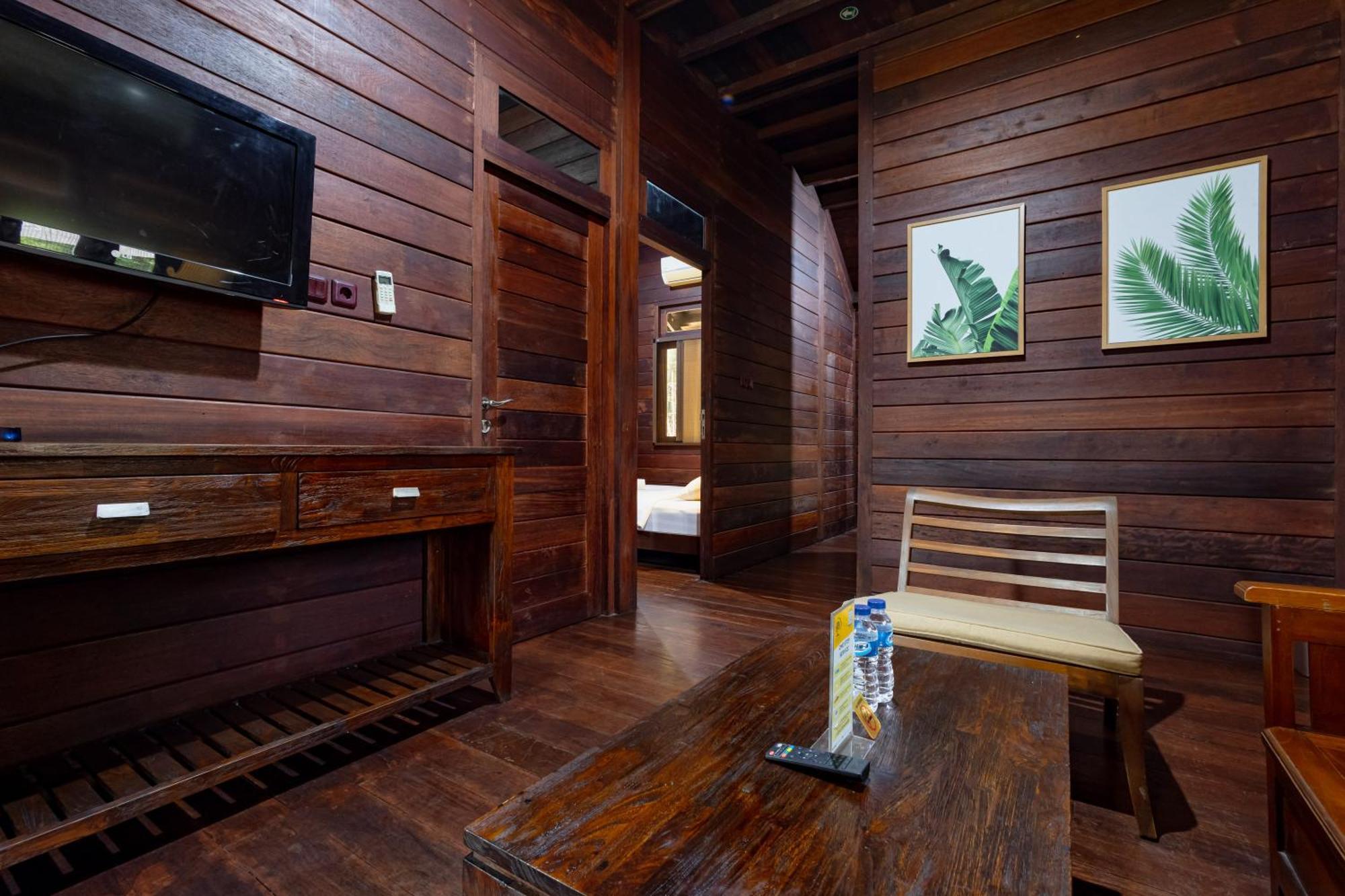 Maison d'hôtes Reddoorz @ Taman Wisata Mangrove 2*